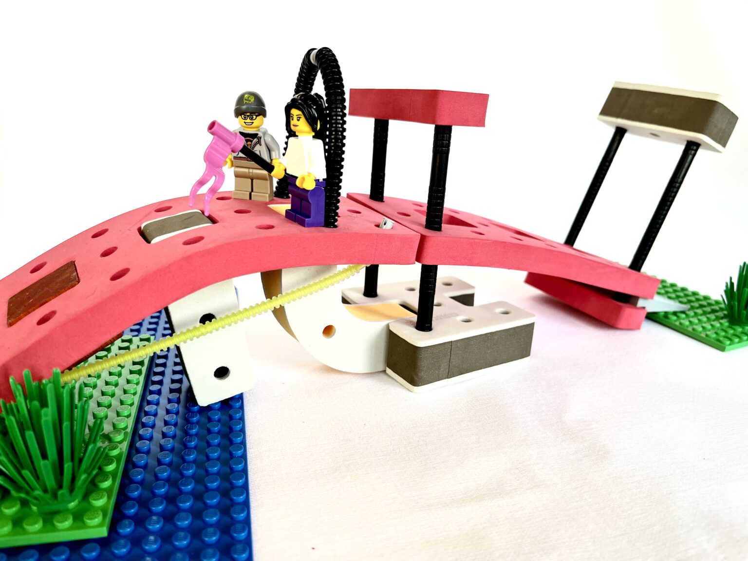 Solo – Building Bridges We create a motivating framework for the child. 